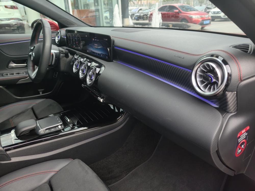 Mercedes-Benz Mercedes-Benz A-Class