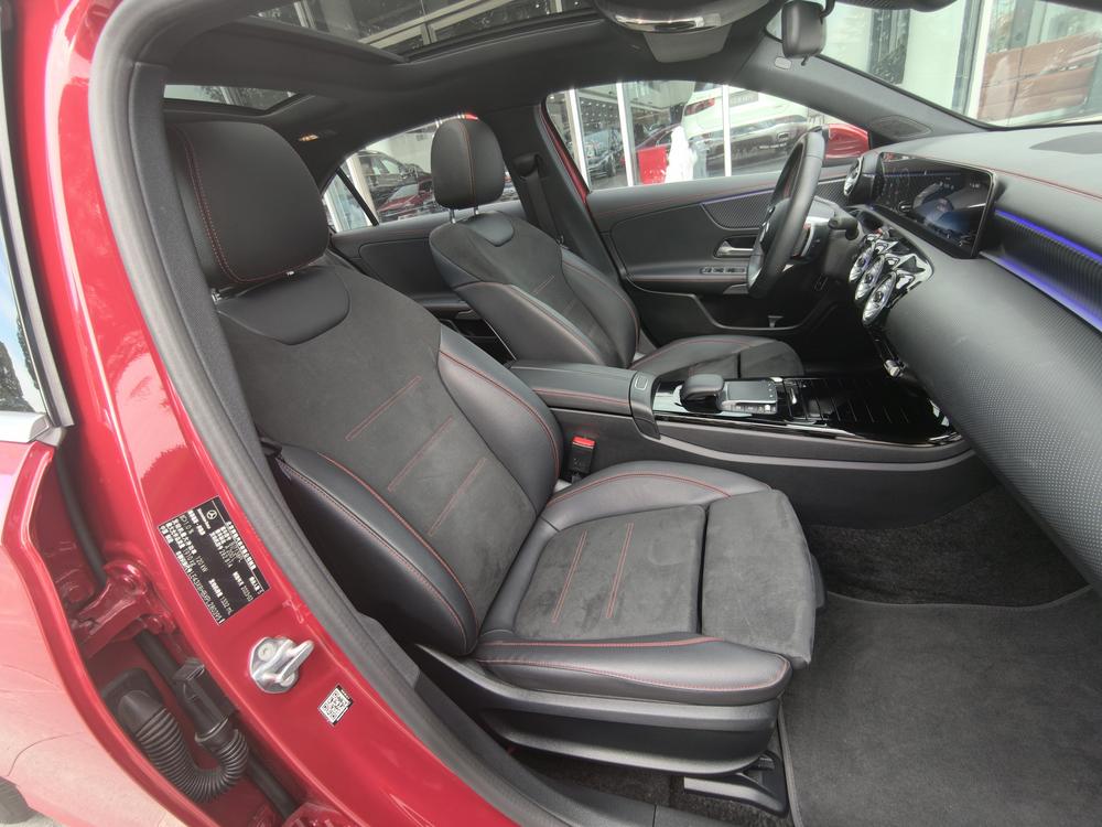Mercedes-Benz Mercedes-Benz A-Class
