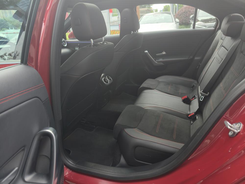 Mercedes-Benz Mercedes-Benz A-Class