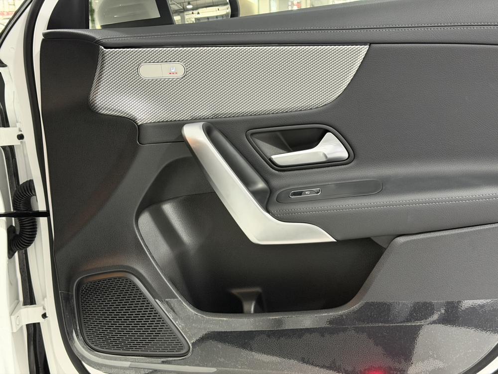 Mercedes-Benz Mercedes-Benz A-Class