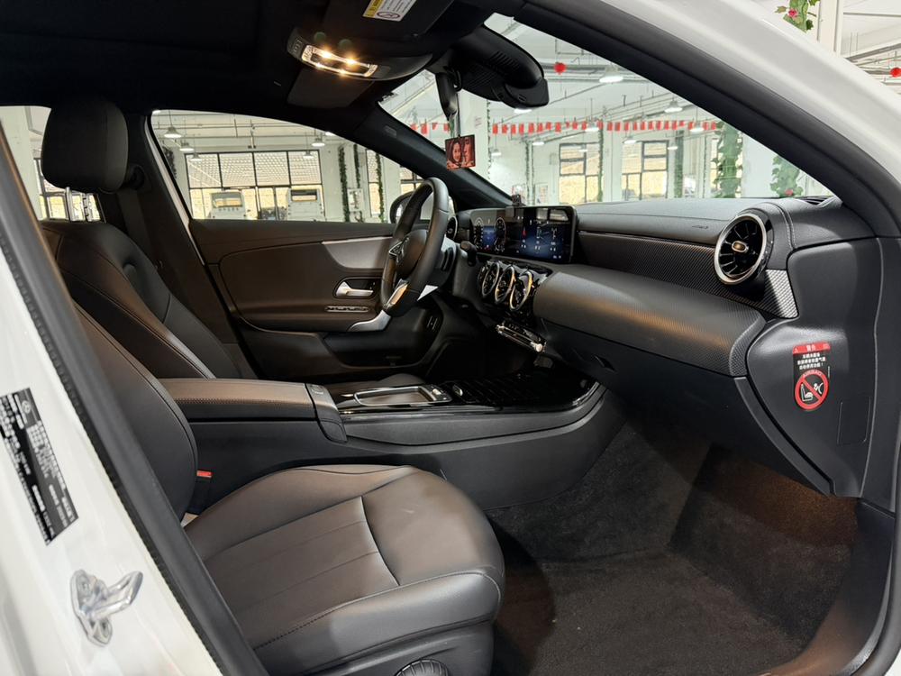 Mercedes-Benz Mercedes-Benz A-Class