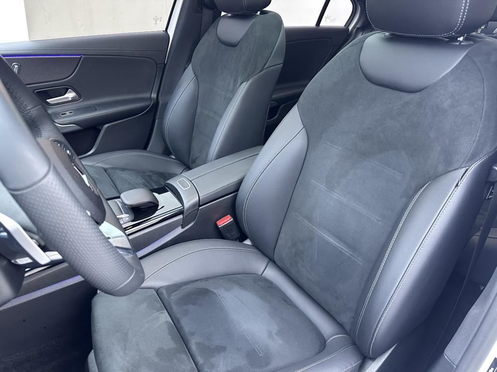 Mercedes-Benz Mercedes-Benz A-Class