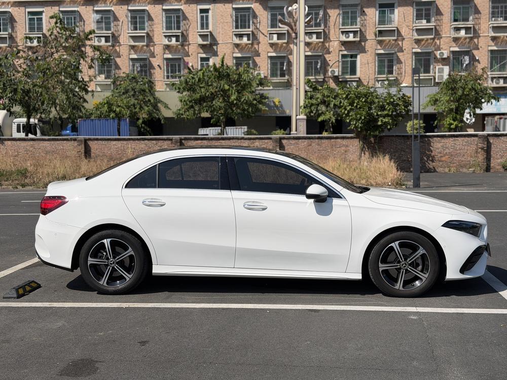 Mercedes-Benz Mercedes-Benz A-Class