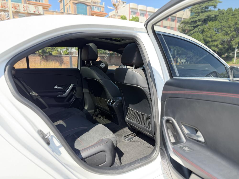 Mercedes-Benz Mercedes-Benz A-Class