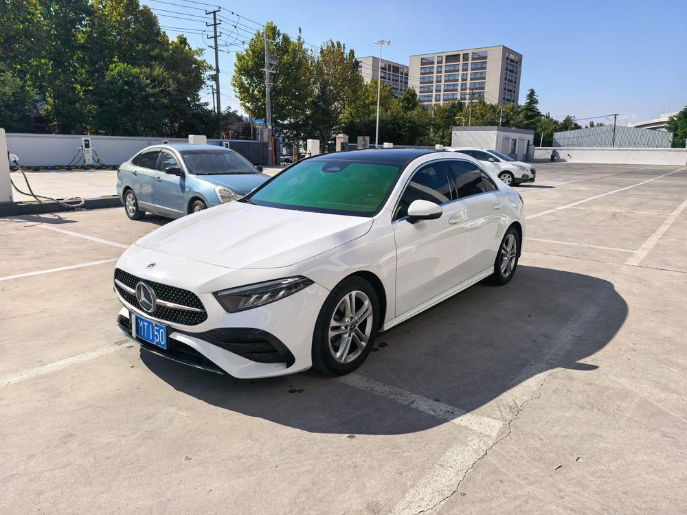 Mercedes-Benz Mercedes-Benz A-Class