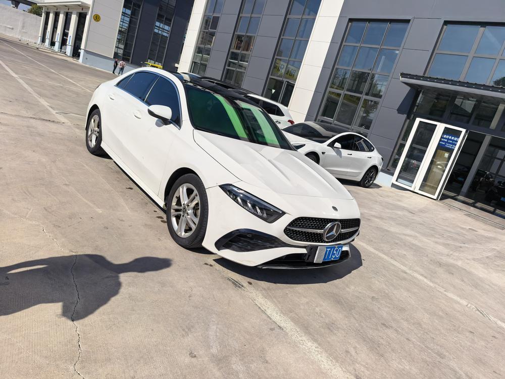 Mercedes-Benz Mercedes-Benz A-Class