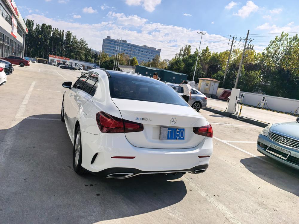 Mercedes-Benz Mercedes-Benz A-Class