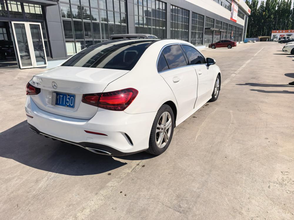 Mercedes-Benz Mercedes-Benz A-Class