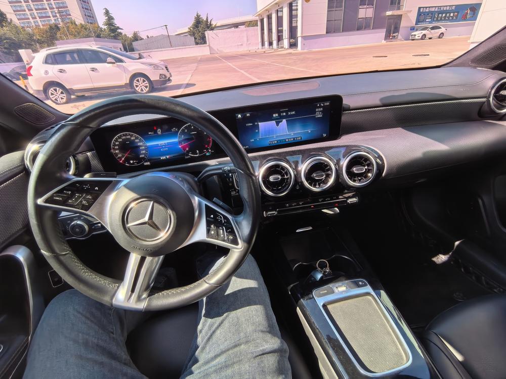 Mercedes-Benz Mercedes-Benz A-Class