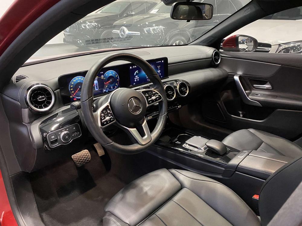 Mercedes-Benz Mercedes-Benz A-Class