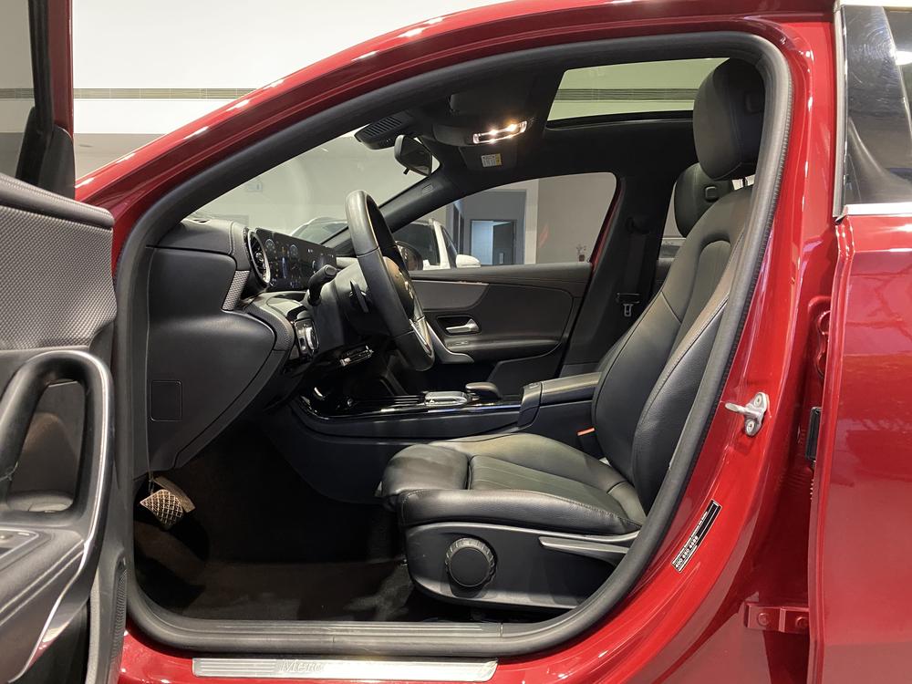 Mercedes-Benz Mercedes-Benz A-Class