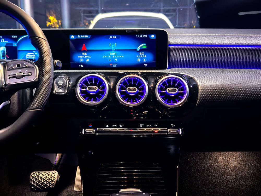 Mercedes-Benz Mercedes-Benz A-Class