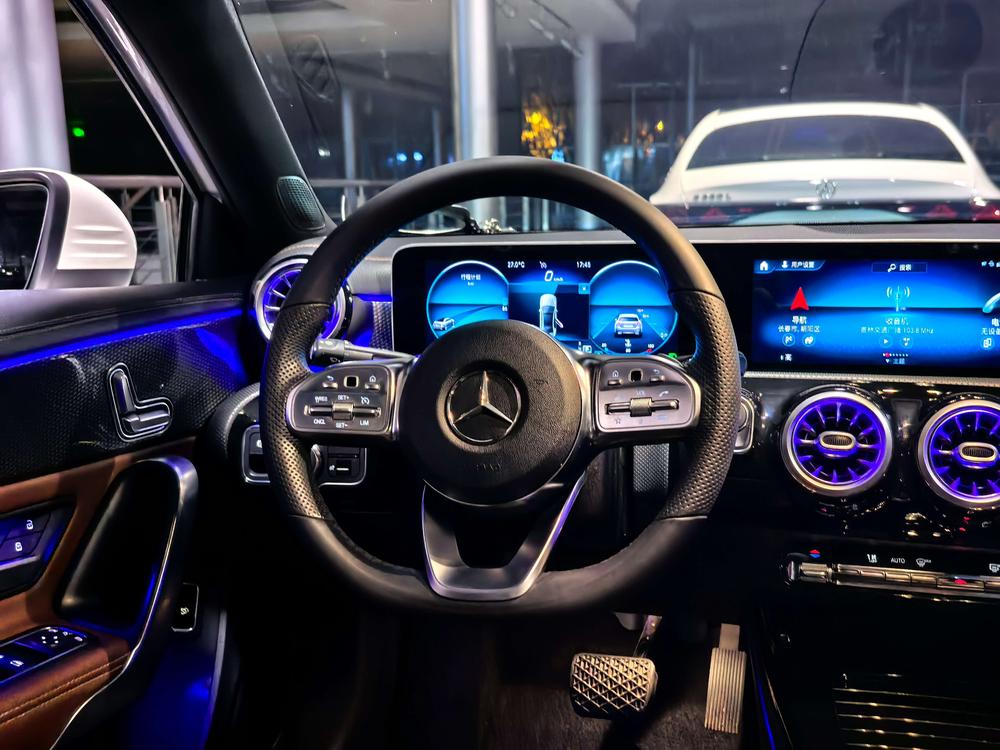 Mercedes-Benz Mercedes-Benz A-Class