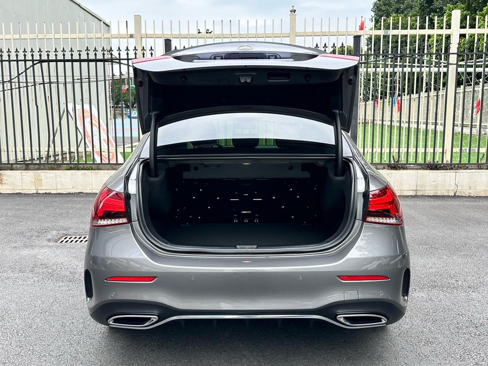 Mercedes-Benz Mercedes-Benz A-Class