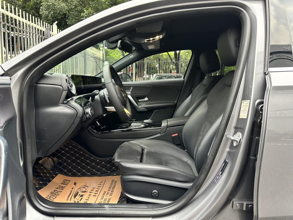 Mercedes-Benz Mercedes-Benz A-Class