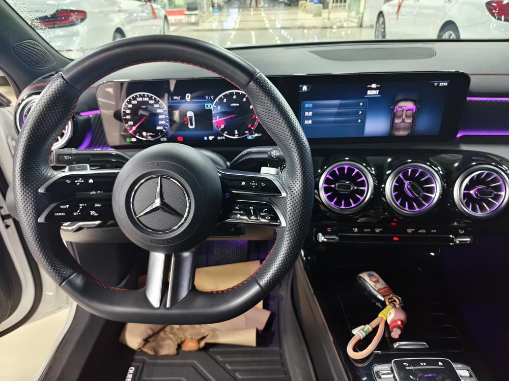 Mercedes-Benz Mercedes-Benz A-Class