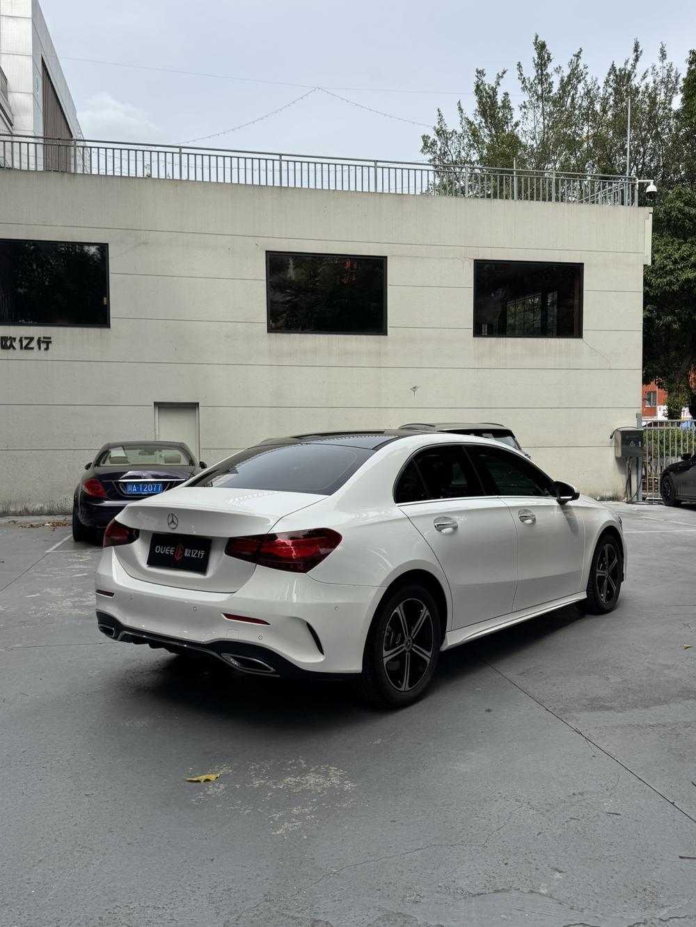 Mercedes-Benz Mercedes-Benz A-Class