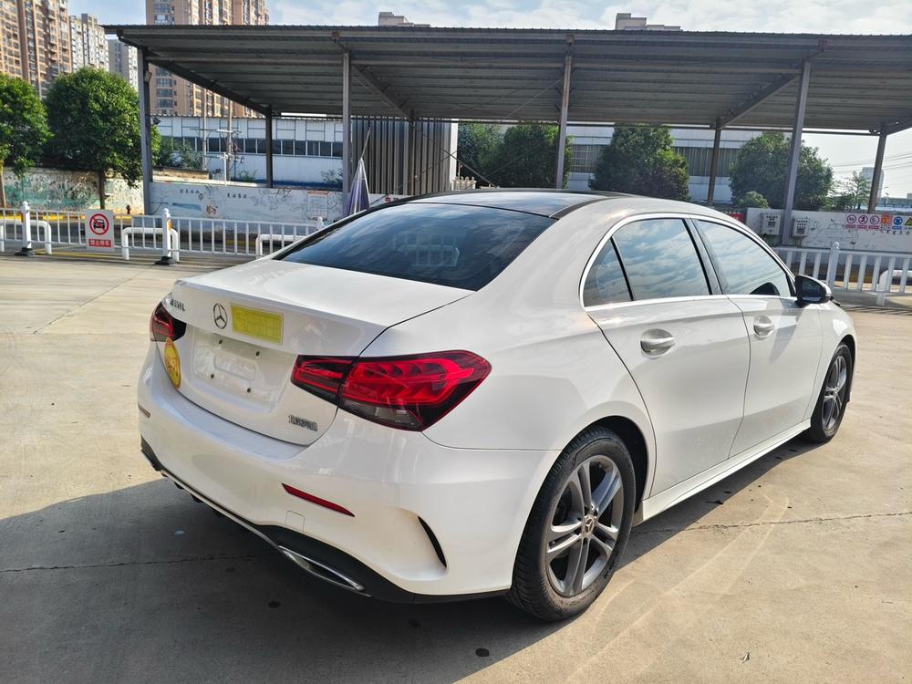 Mercedes-Benz Mercedes-Benz A-Class