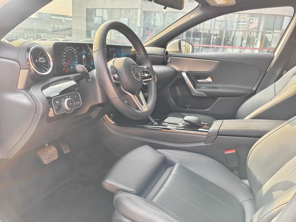 Mercedes-Benz Mercedes-Benz A-Class