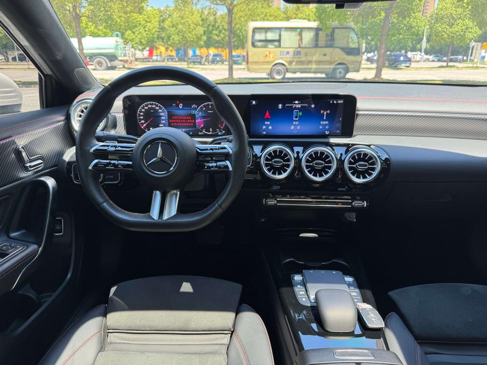 Mercedes-Benz Mercedes-Benz A-Class