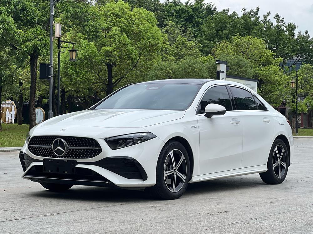 Mercedes-Benz Mercedes-Benz A-Class