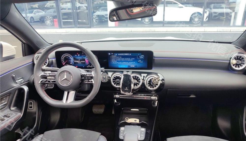 Mercedes-Benz Mercedes-Benz A-Class