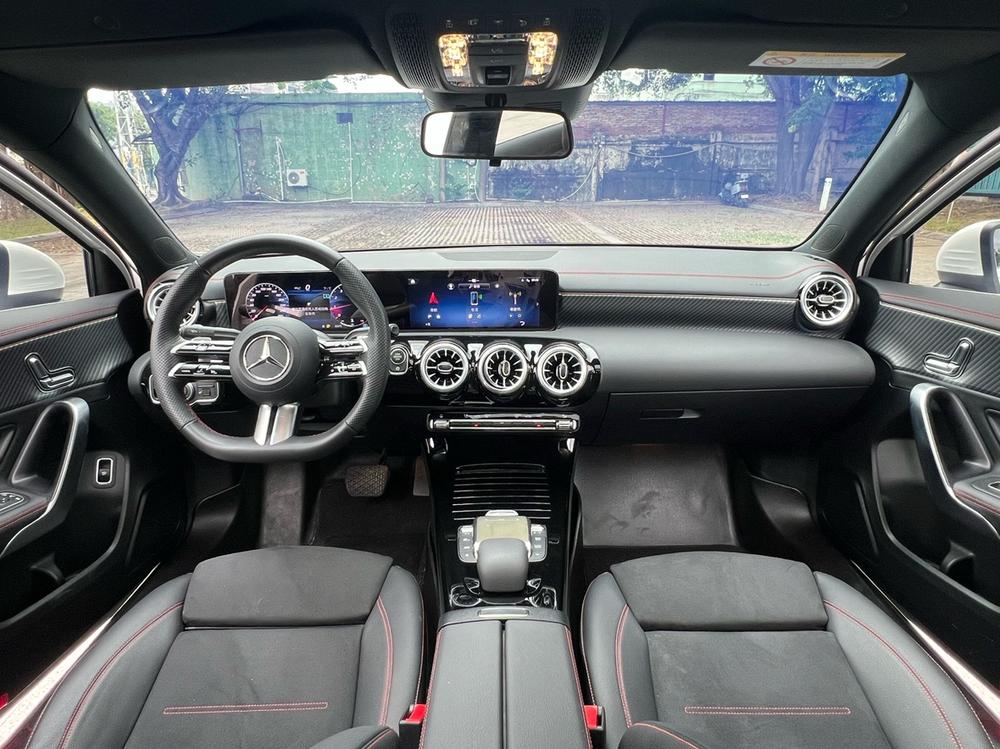 Mercedes-Benz Mercedes-Benz A-Class