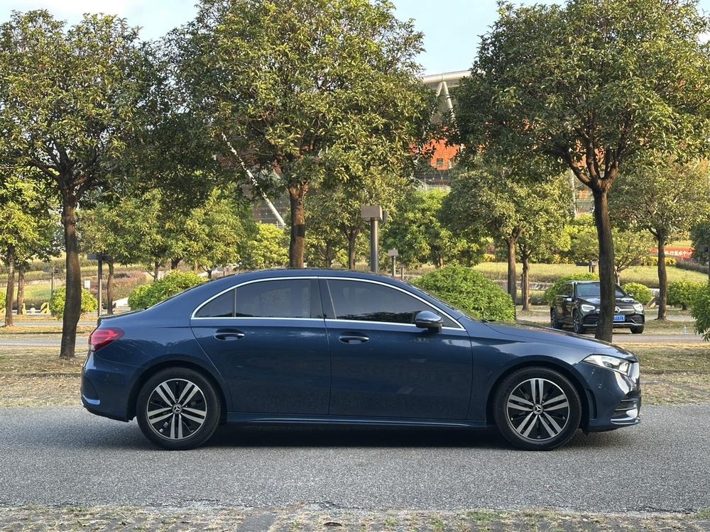 Mercedes-Benz Mercedes-Benz A-Class