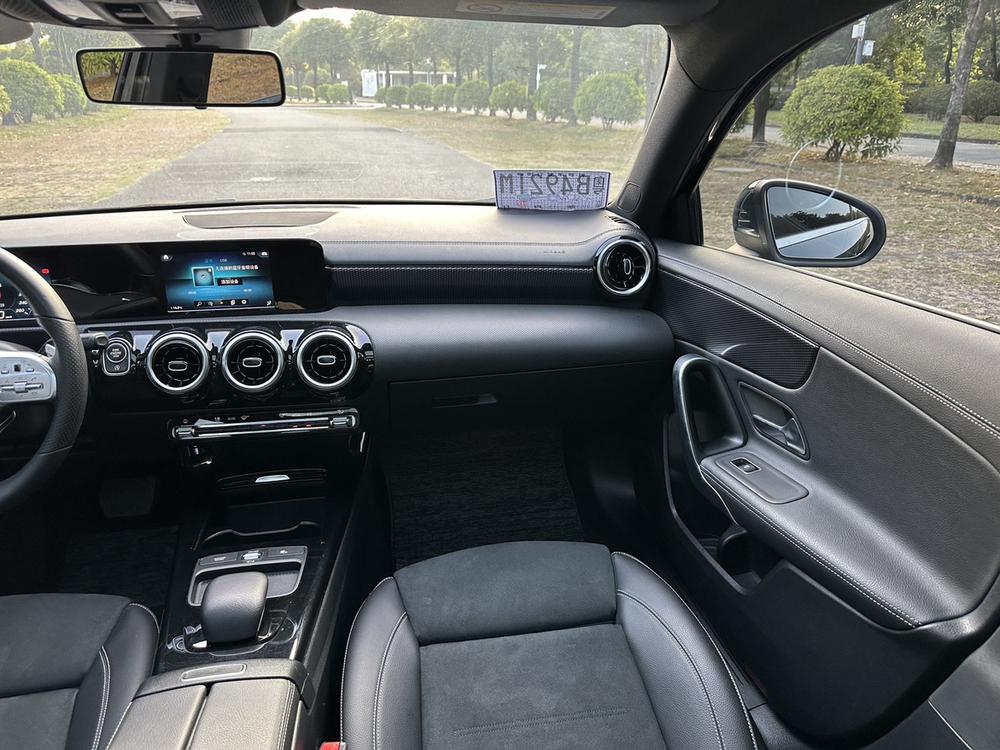 Mercedes-Benz Mercedes-Benz A-Class