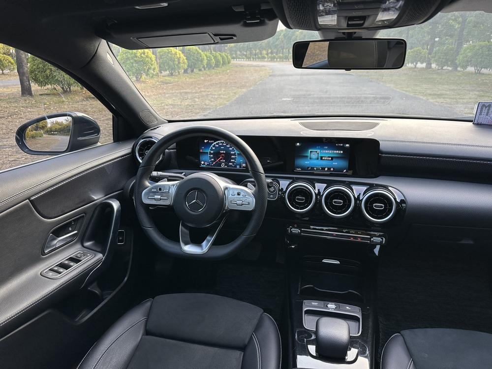 Mercedes-Benz Mercedes-Benz A-Class