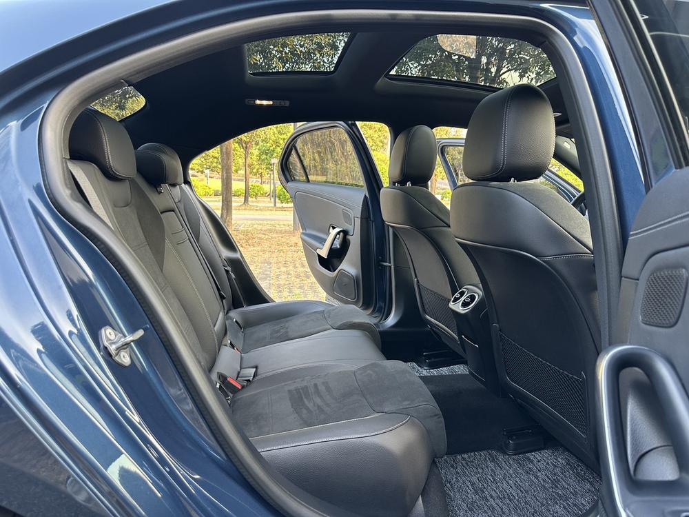 Mercedes-Benz Mercedes-Benz A-Class