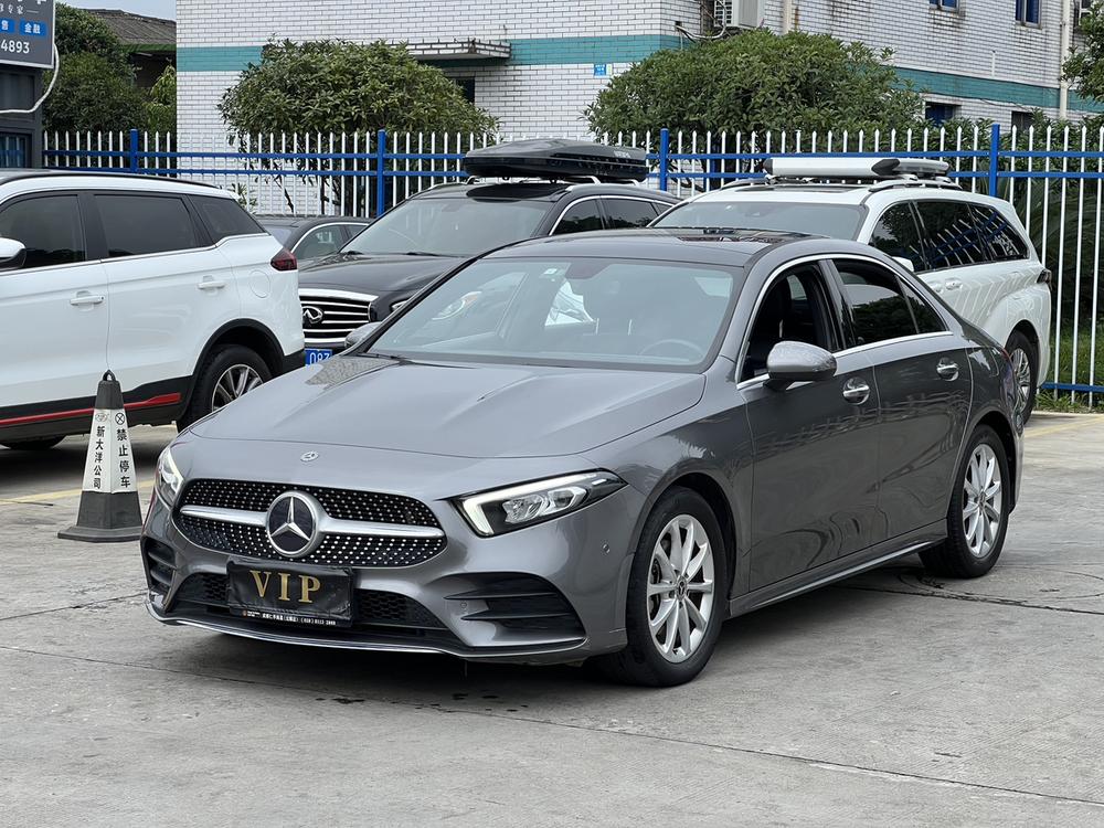 Mercedes-Benz Mercedes-Benz A-Class
