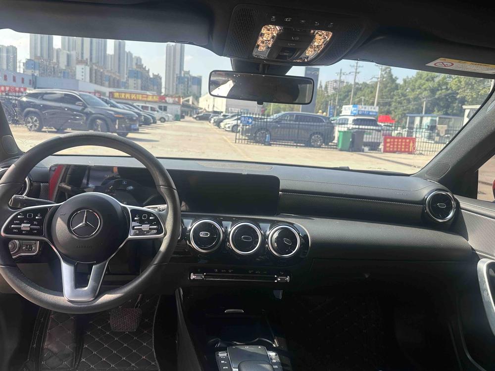 Mercedes-Benz Mercedes-Benz A-Class