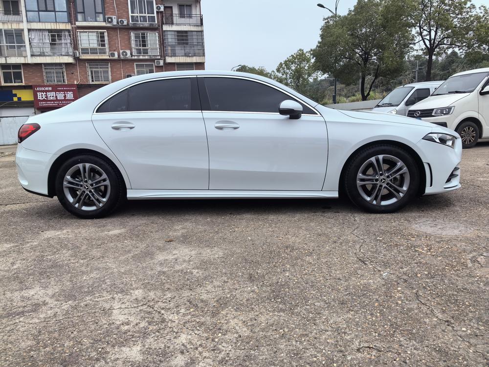 Mercedes-Benz Mercedes-Benz A-Class
