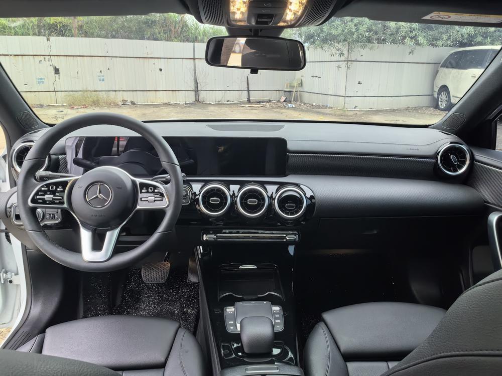 Mercedes-Benz Mercedes-Benz A-Class