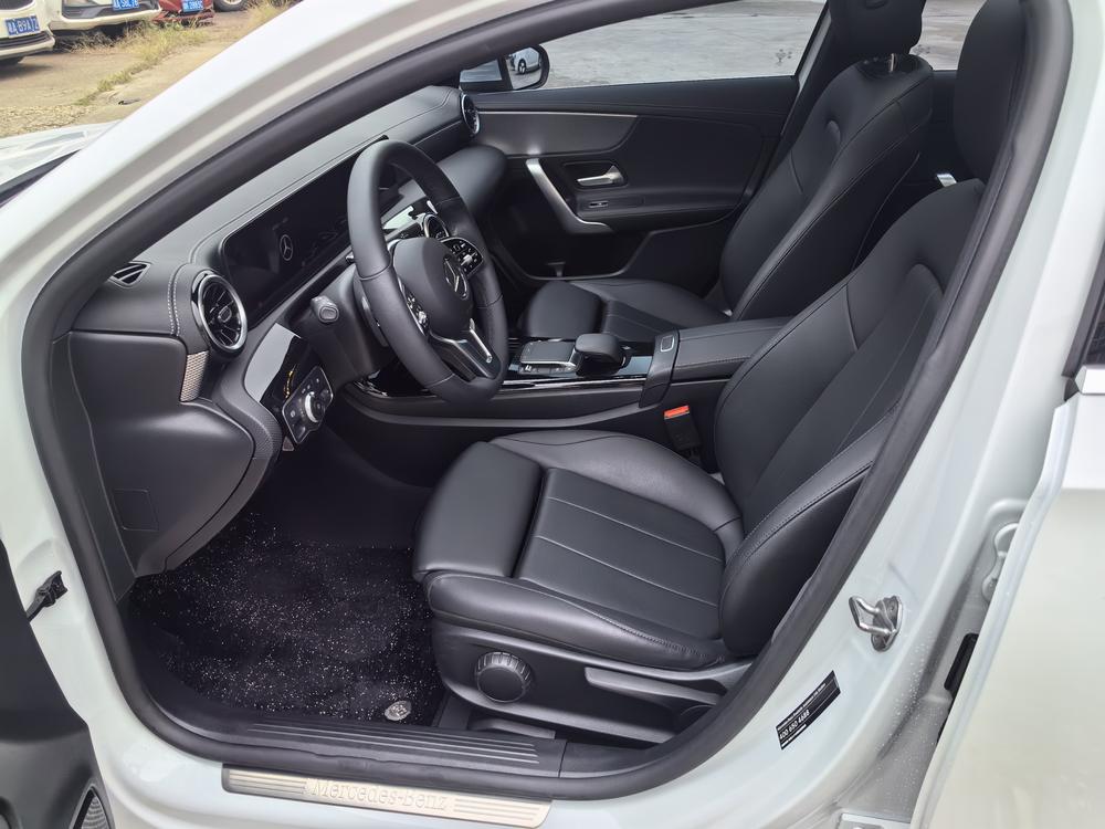 Mercedes-Benz Mercedes-Benz A-Class