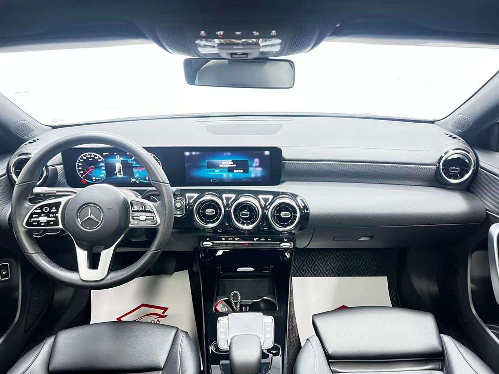 Mercedes-Benz Mercedes-Benz A-Class
