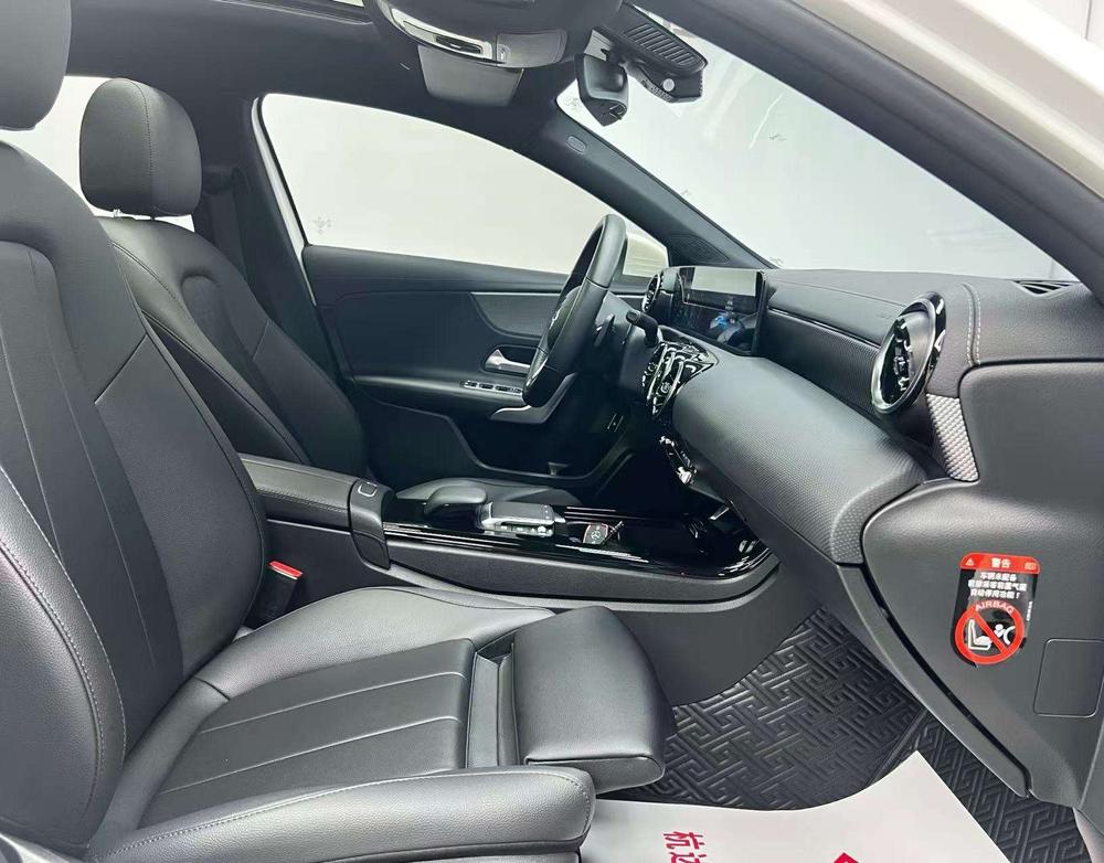 Mercedes-Benz Mercedes-Benz A-Class