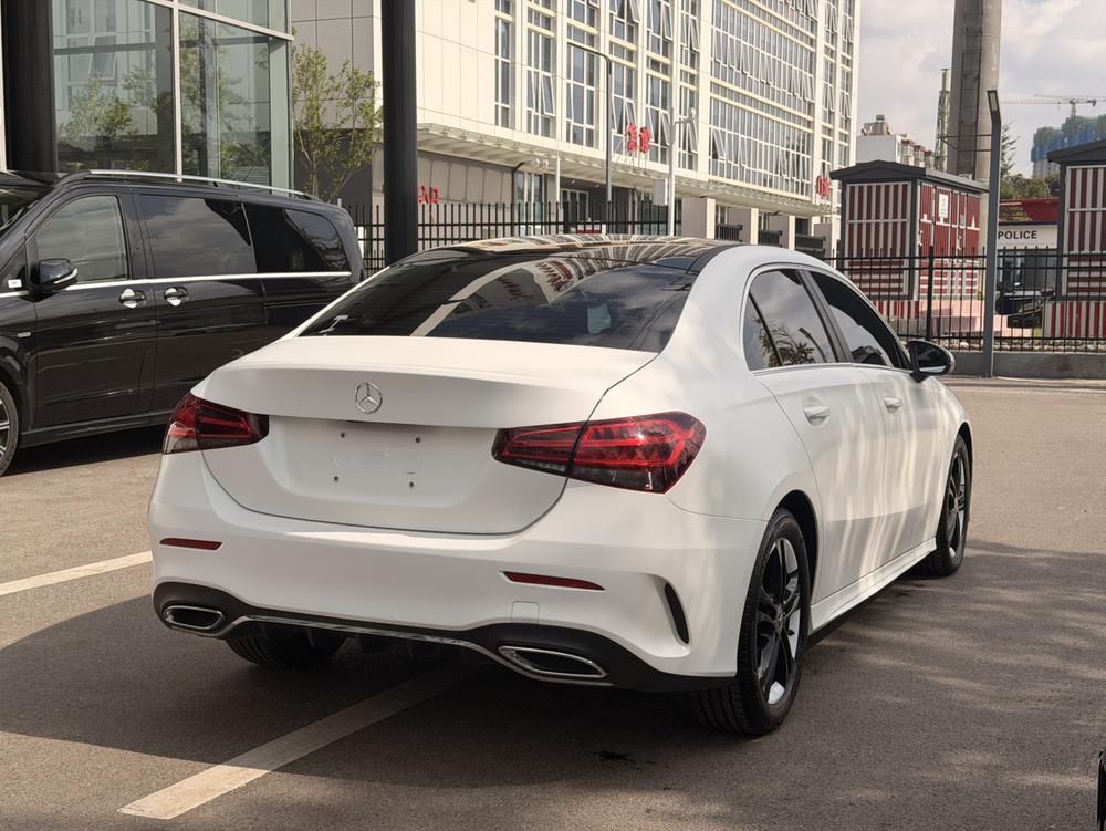 Mercedes-Benz Mercedes-Benz A-Class