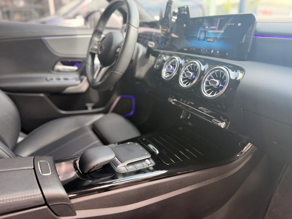 Mercedes-Benz Mercedes-Benz A-Class