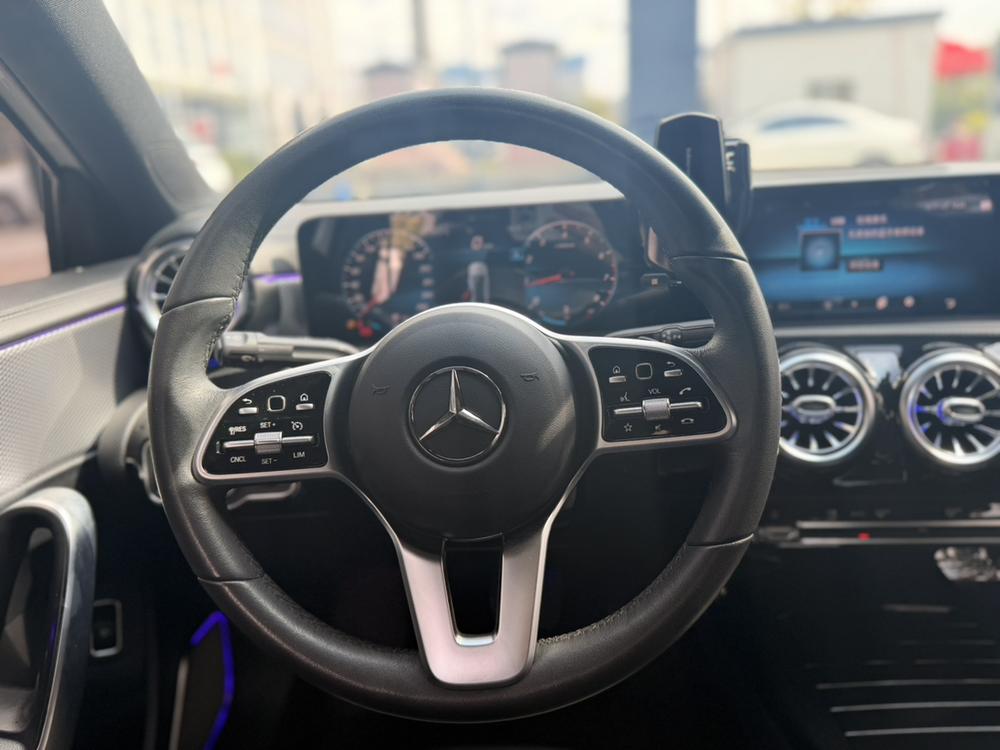 Mercedes-Benz Mercedes-Benz A-Class