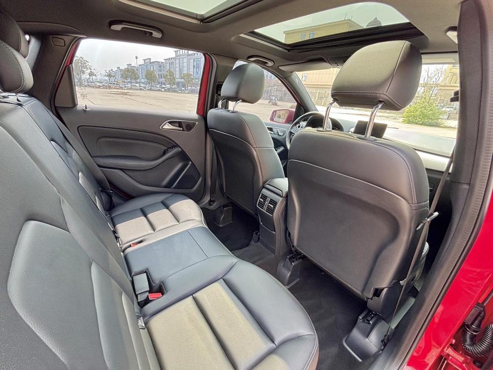 Mercedes-Benz Mercedes-Benz B-Class
