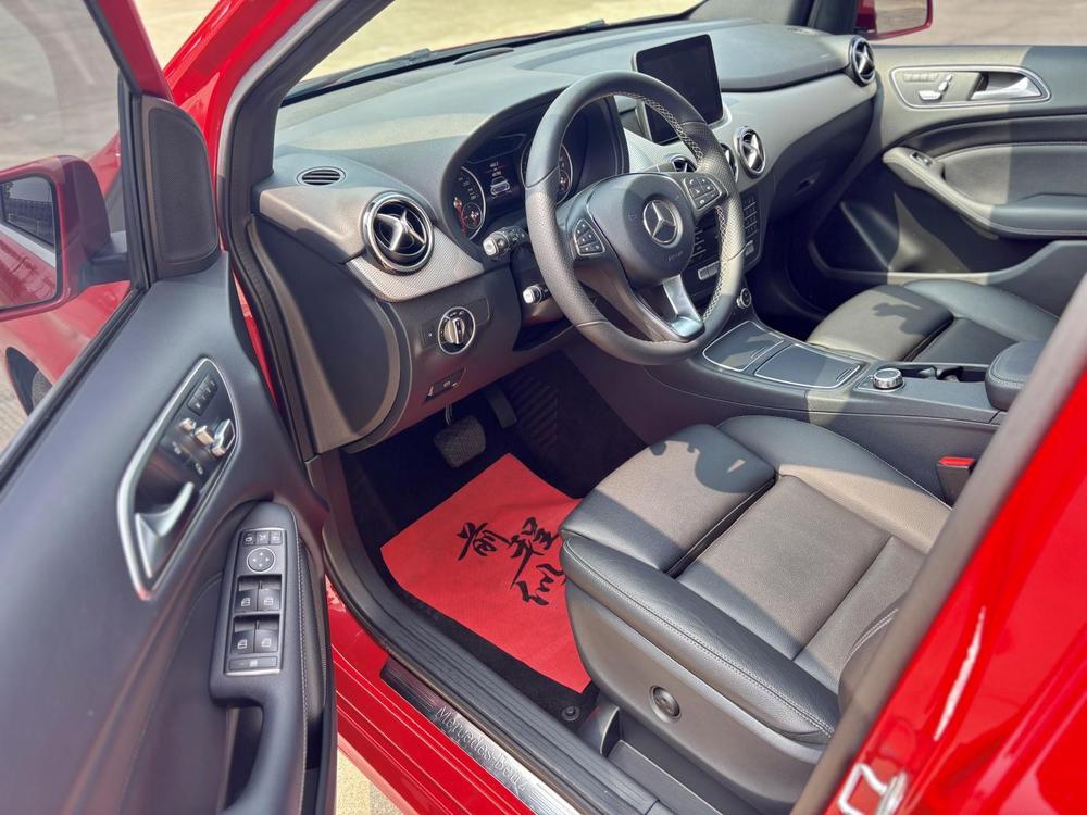 Mercedes-Benz Mercedes-Benz B-Class