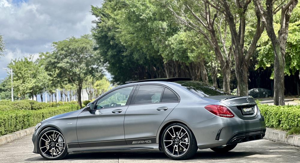 Mercedes-Benz Mercedes-Benz C-Class AMG