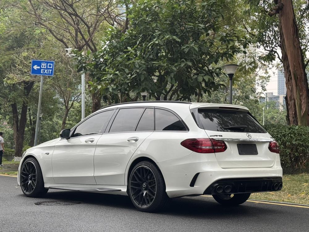 Mercedes-Benz Mercedes-Benz C-Class AMG