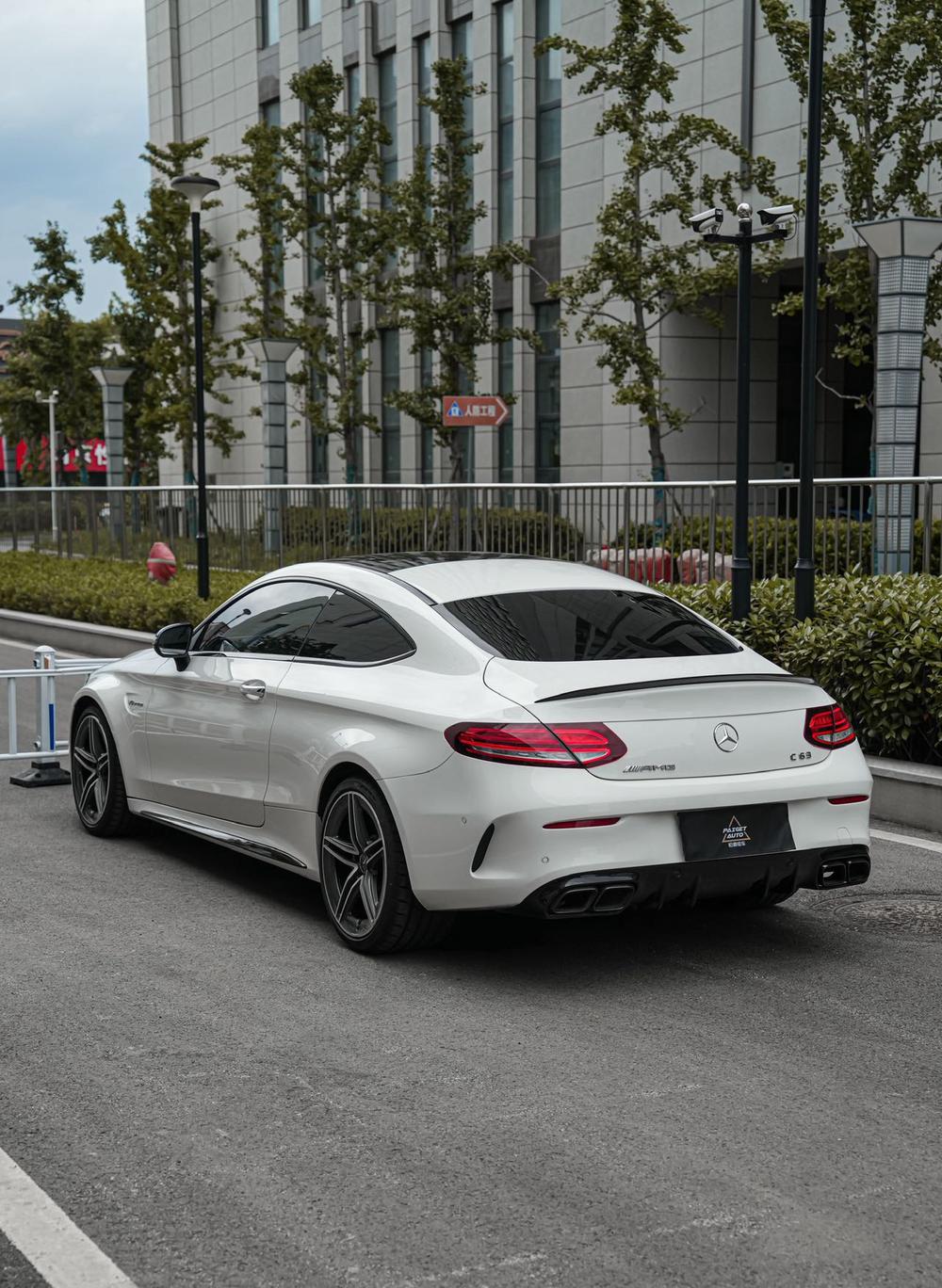 Mercedes-Benz Mercedes-Benz C-Class AMG