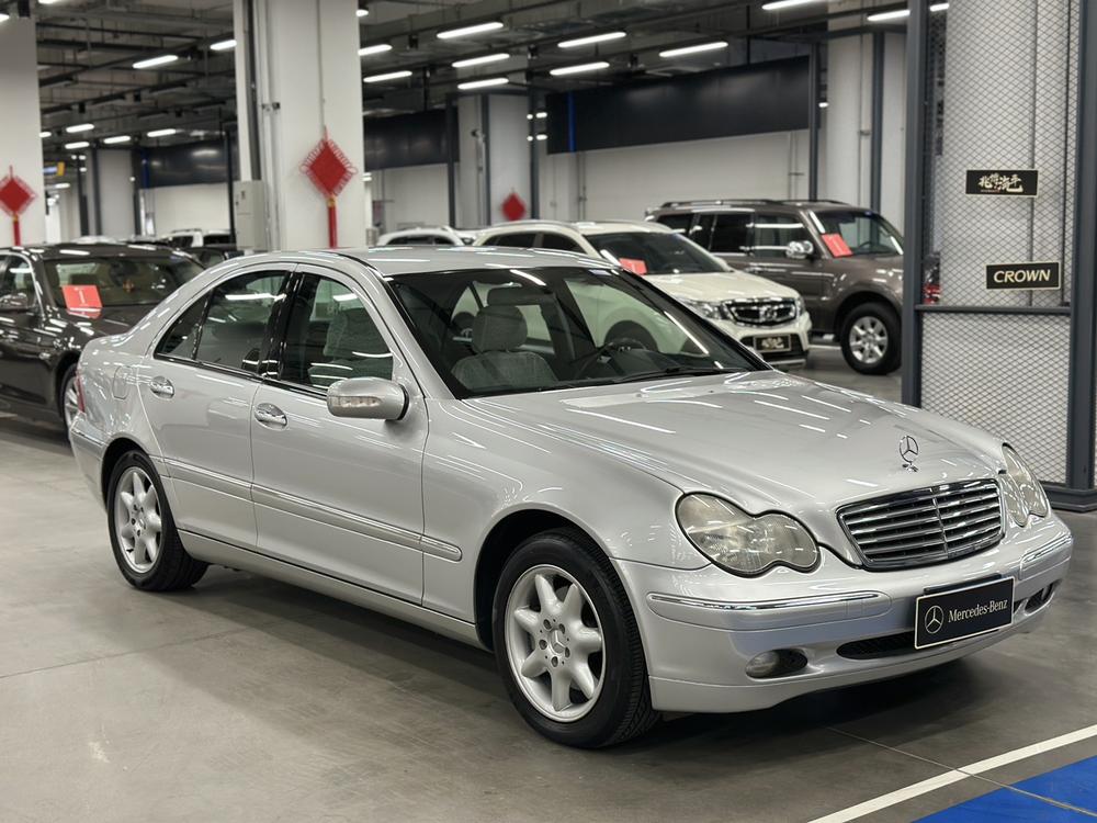 Mercedes-Benz Mercedes-Benz C-Class (Import)