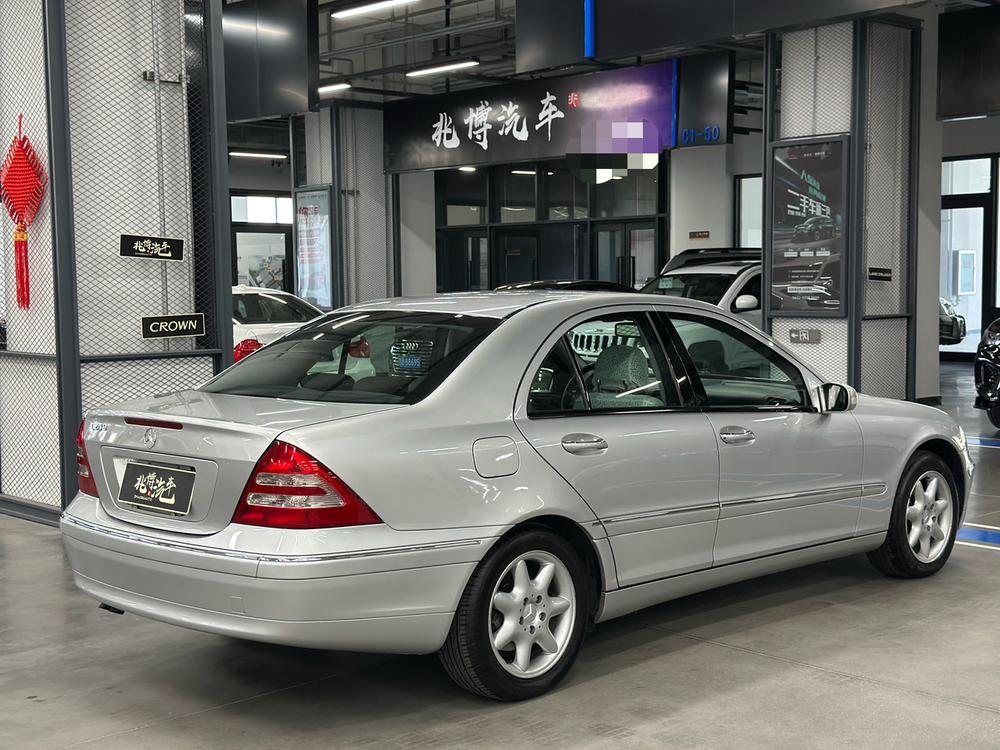 Mercedes-Benz Mercedes-Benz C-Class (Import)