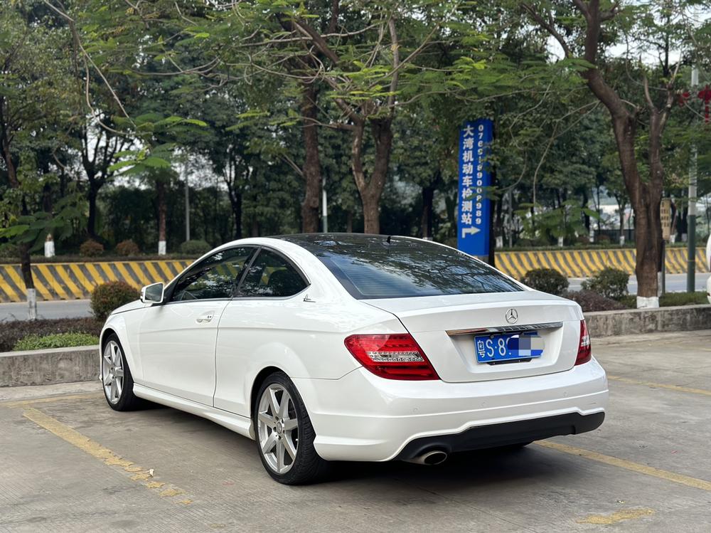 Mercedes-Benz Mercedes-Benz C-Class (Import)