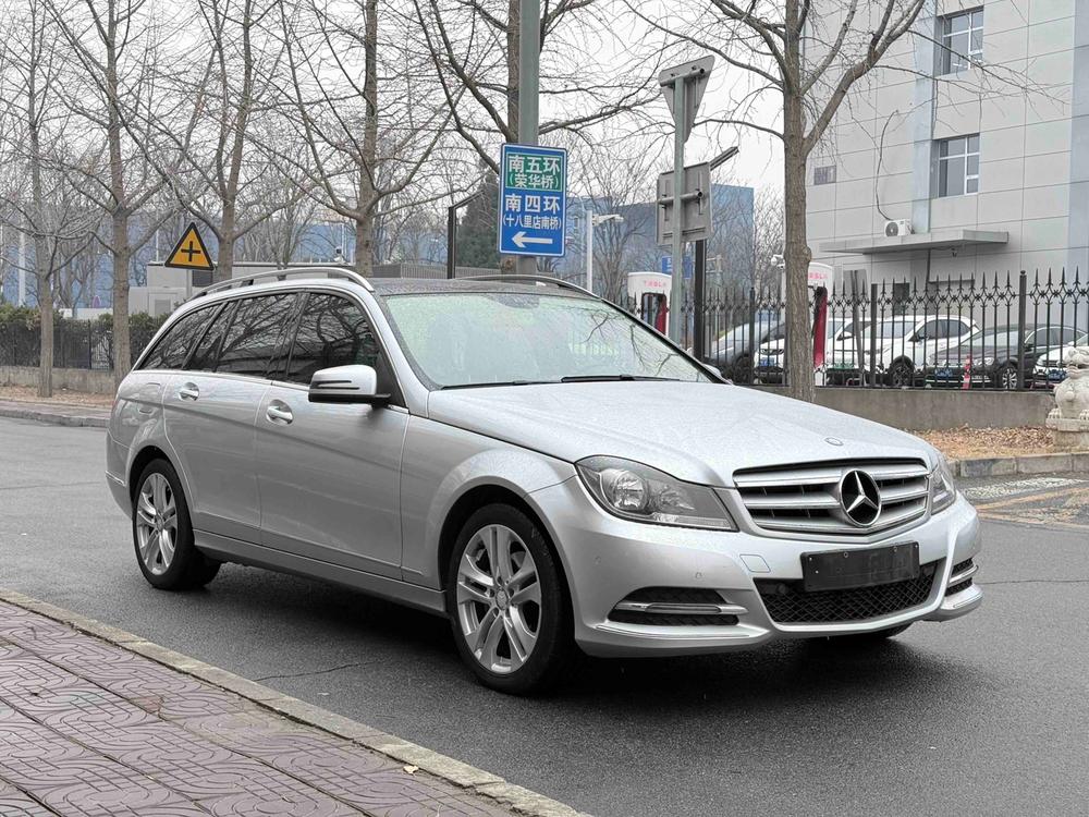 Mercedes-Benz Mercedes-Benz C-Class (Import)